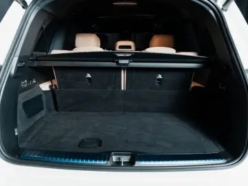 MERCEDES-BENZ GLS 450d 4Matic ACC HUD Pneumo Pano 7 Sitze