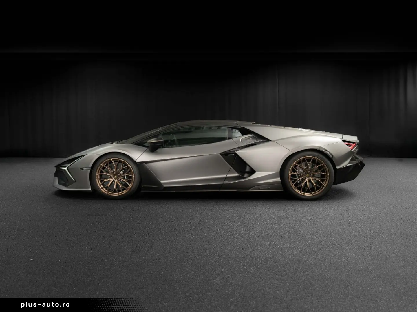 LAMBORGHINI Revuelto - Full Carbon & Livery - top spec