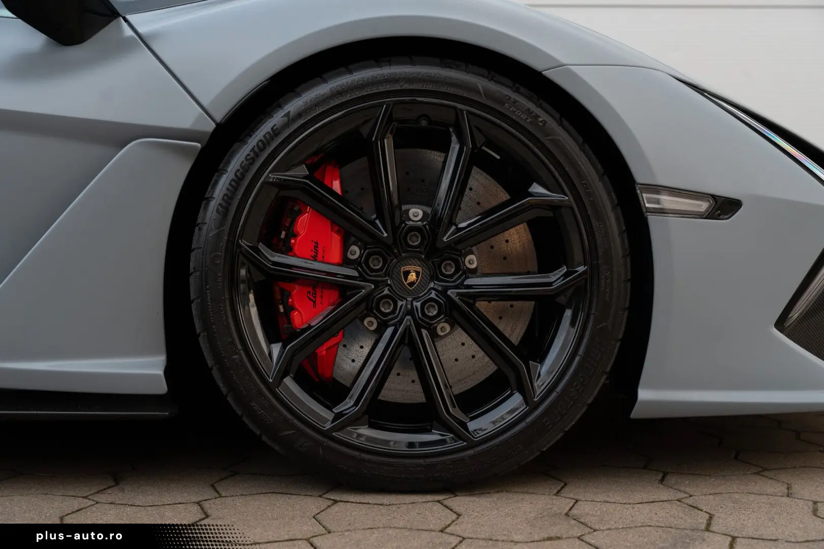 LAMBORGHINI Revuelto Full Carbon Sonus Faber Passenger Disp.