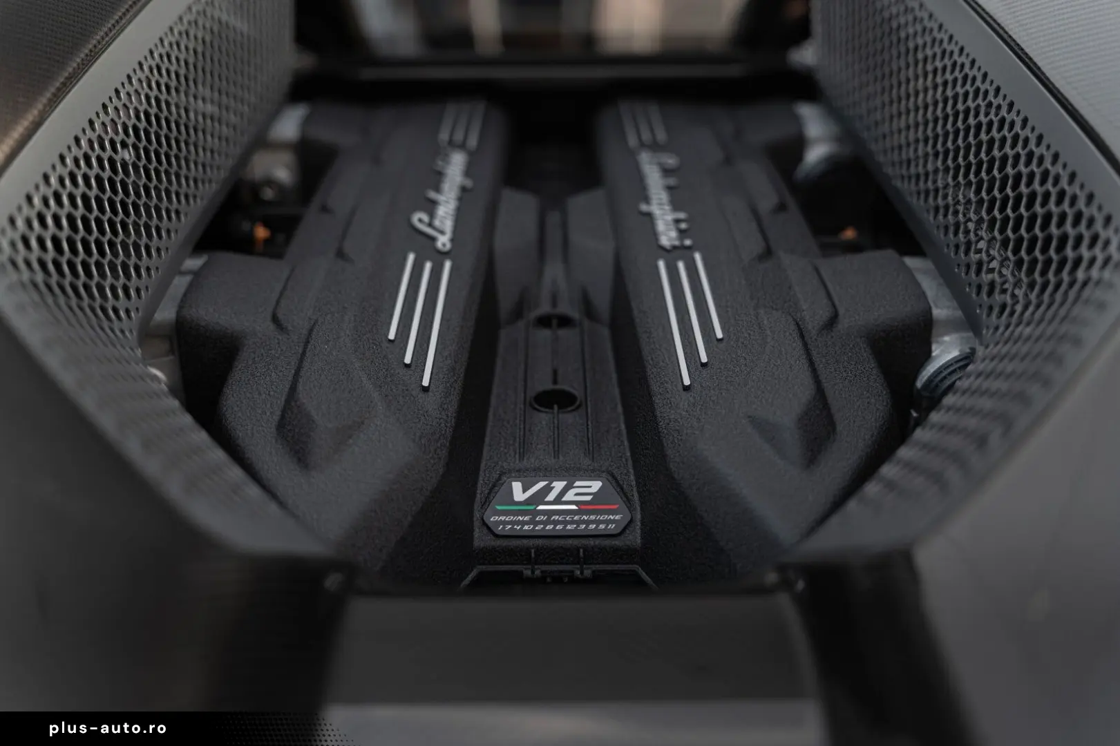LAMBORGHINI Revuelto Full Carbon Sonus Faber Passenger Disp.