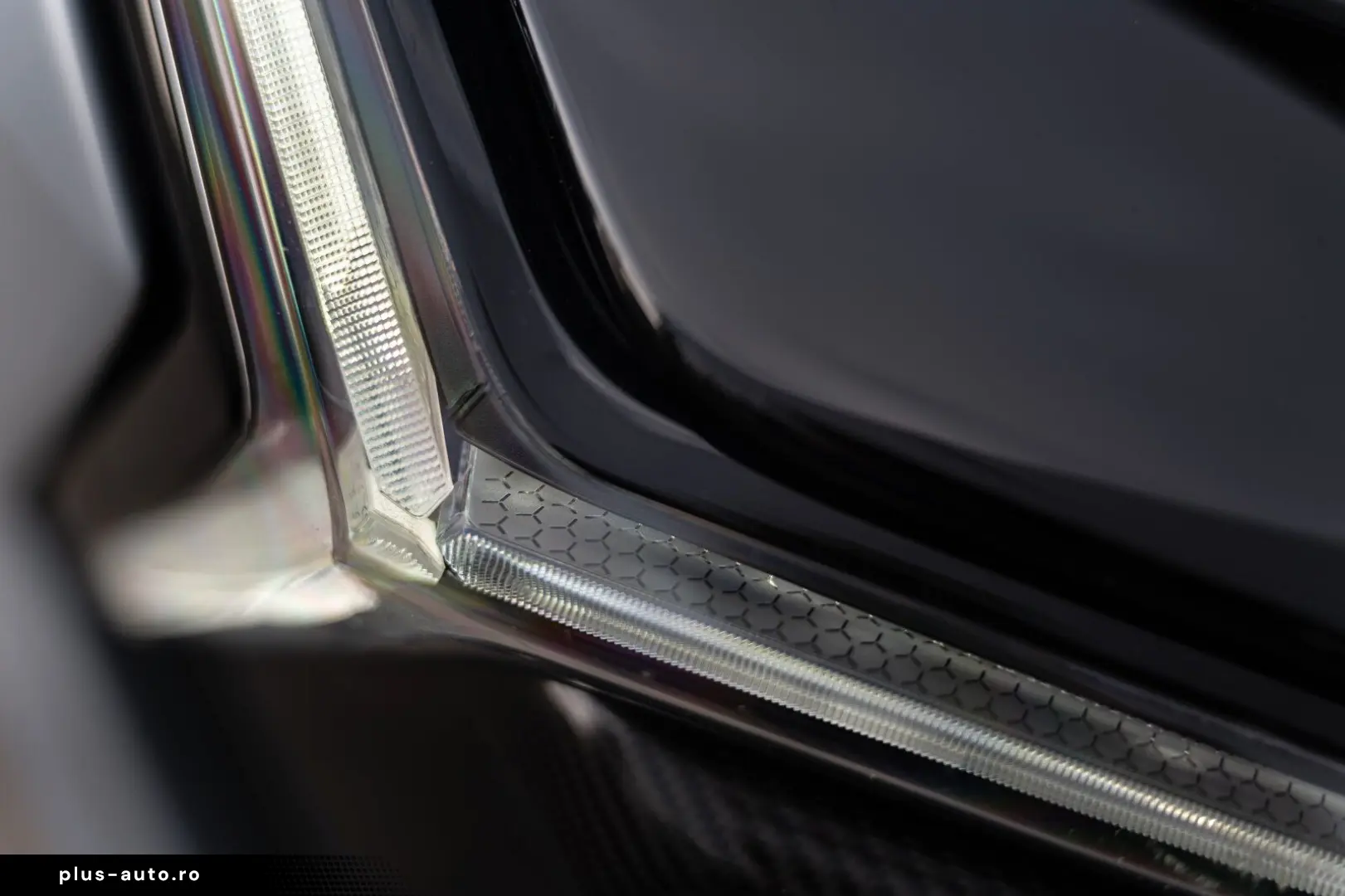 LAMBORGHINI Revuelto Full Carbon Sonus Faber Passenger Disp.