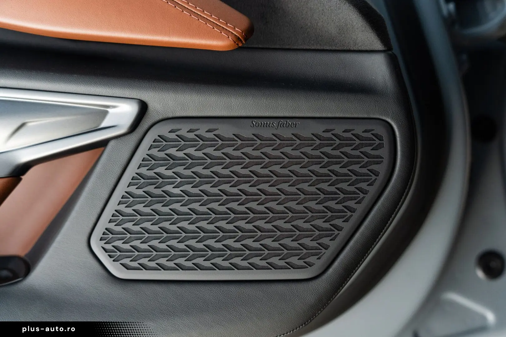 LAMBORGHINI Revuelto Full Carbon Sonus Faber Passenger Disp.