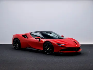 FERRARI SF90 Spider
