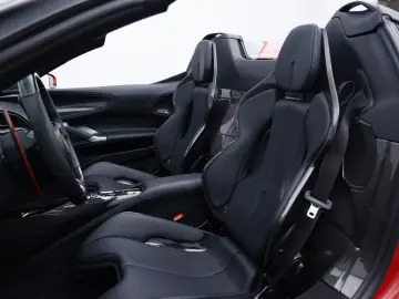FERRARI SF90 Spider