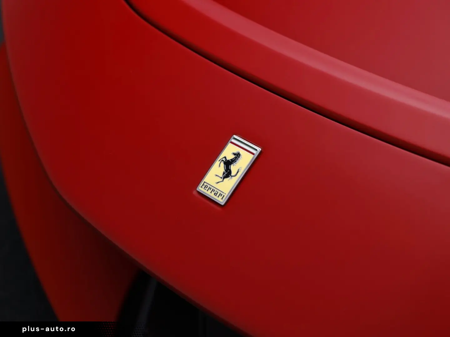 FERRARI SF90 Spider