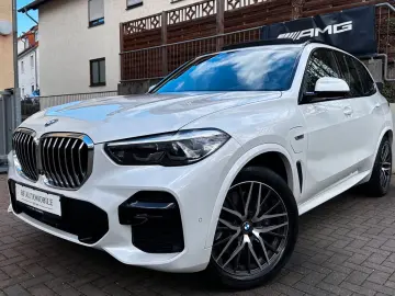 BMW X5 xDr45e M Sport PANO AHK AdapLED ACC H&K 360