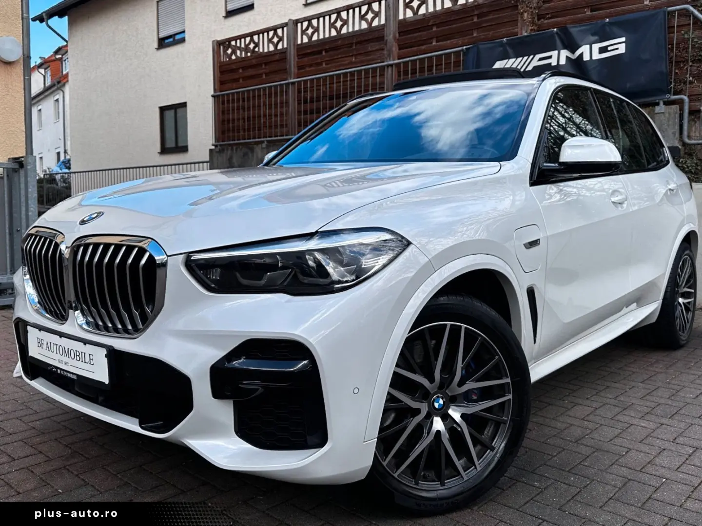 BMW X5 xDr45e M Sport PANO AHK AdapLED ACC H&K 360