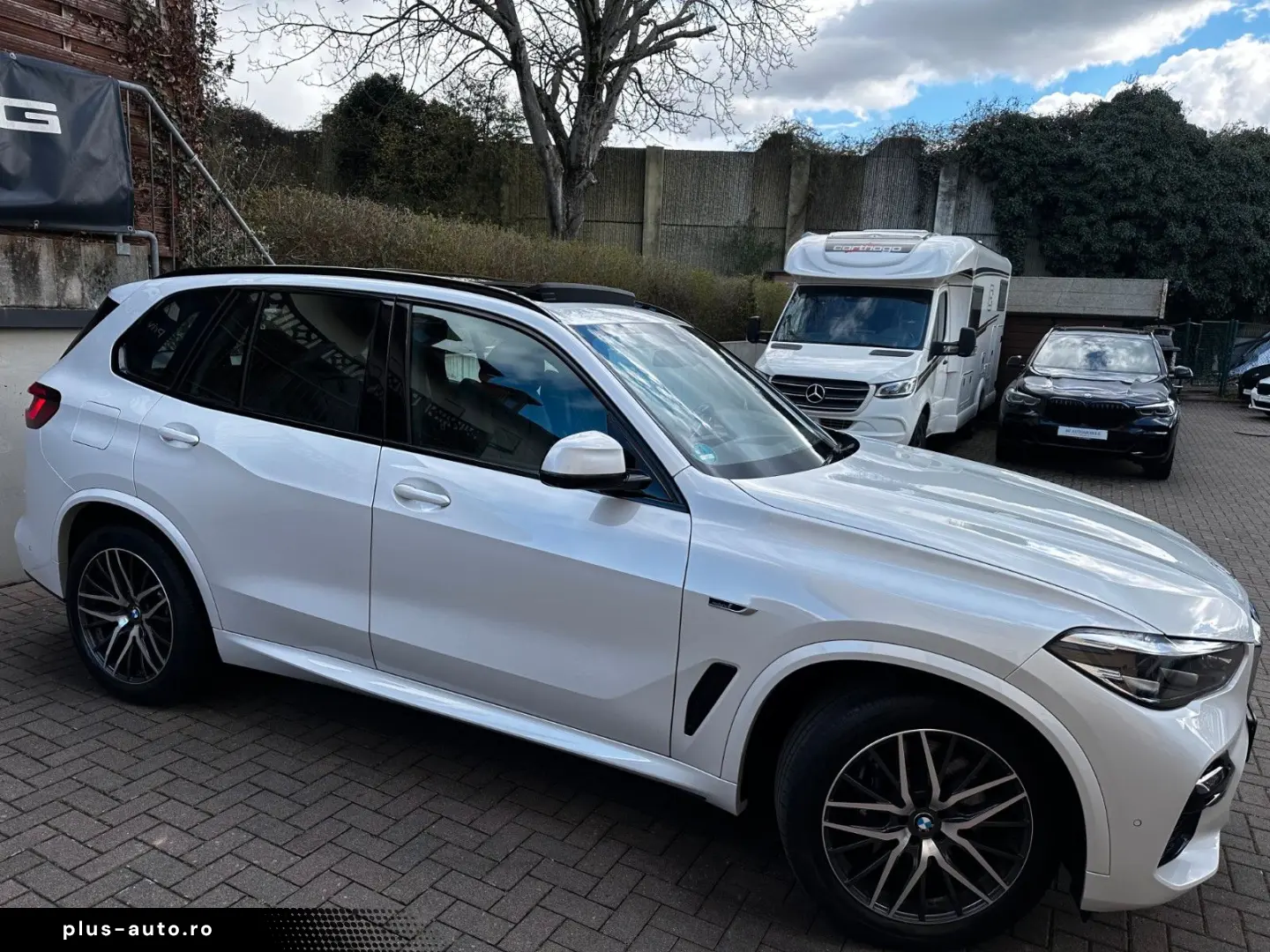 BMW X5 xDr45e M Sport PANO AHK AdapLED ACC H&K 360