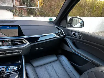 BMW X5 xDr45e M Sport PANO AHK AdapLED ACC H&K 360