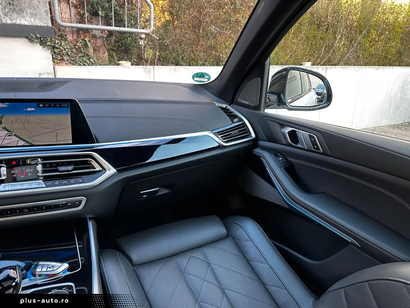 BMW X5 xDr45e M Sport PANO AHK AdapLED ACC H&K 360