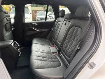 BMW X5 xDr45e M Sport PANO AHK AdapLED ACC H&K 360