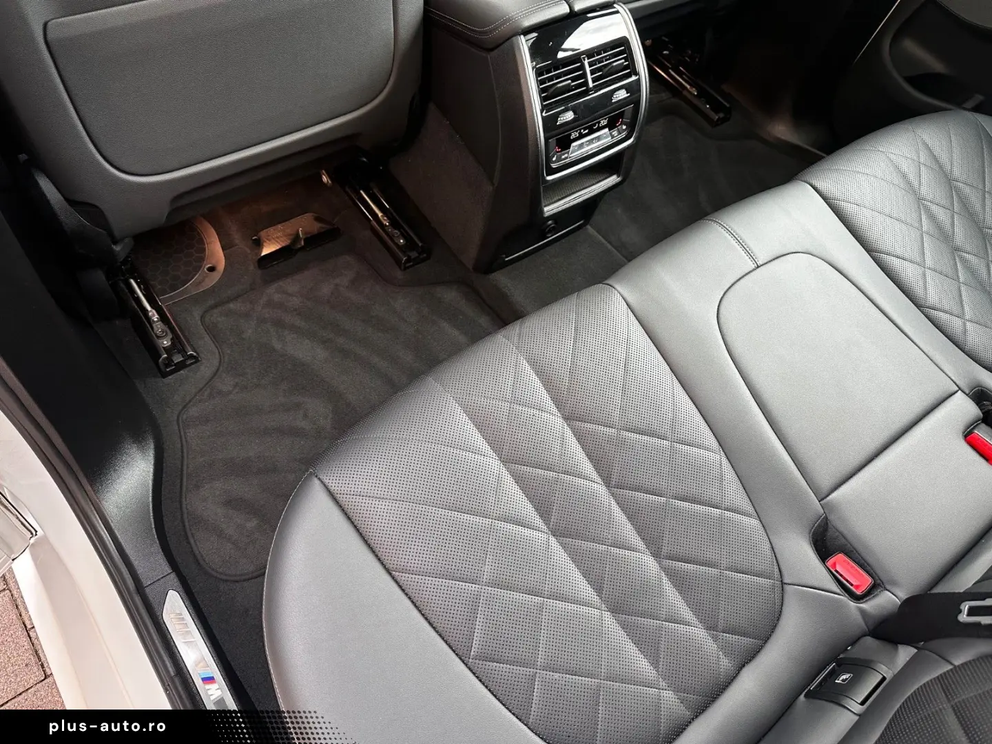 BMW X5 xDr45e M Sport PANO AHK AdapLED ACC H&K 360