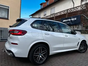 BMW X5 xDr45e M Sport PANO AHK AdapLED ACC H&K 360