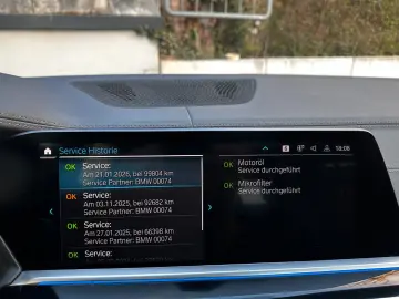 BMW X5 xDr45e M Sport PANO AHK AdapLED ACC H&K 360