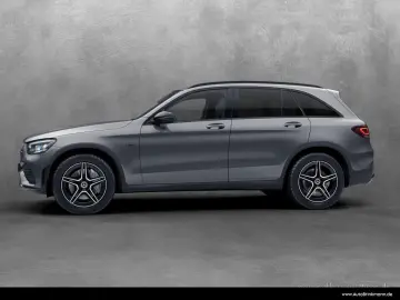 MERCEDES-BENZ GLC 300 e 4MATIC AMG Line KeylessGo