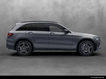 MERCEDES-BENZ GLC 300 e 4MATIC AMG Line KeylessGo