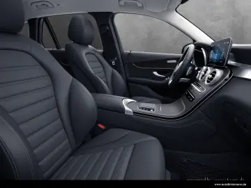 MERCEDES-BENZ GLC 300 e 4MATIC AMG Line KeylessGo