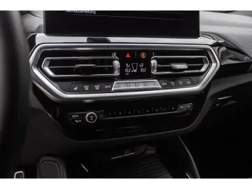 BMW X4 M  Navi HUD LED RFK Leder e-Sitze PDCv h DAB