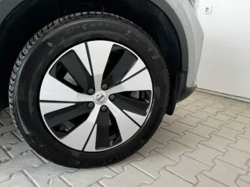 VOLVO XC40 1.5 T5 PHEV Plus Dark Recharge DCT