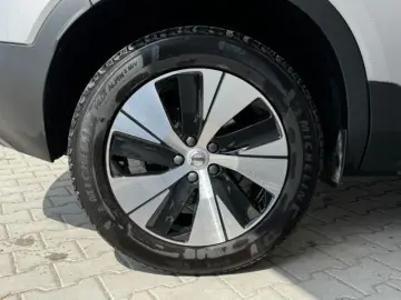 VOLVO XC40 1.5 T5 PHEV Plus Dark Recharge DCT