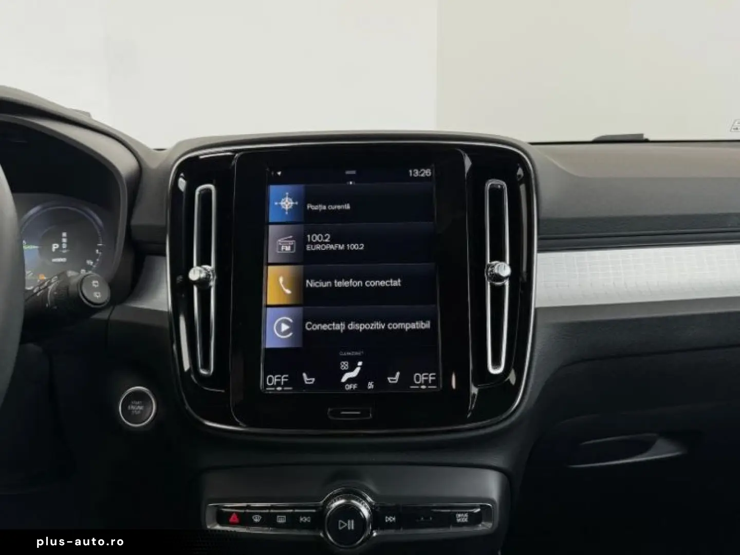 VOLVO XC40 1.5 T5 PHEV Plus Dark Recharge DCT