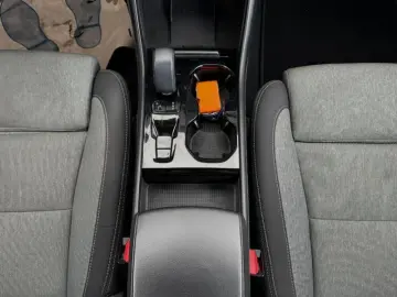 VOLVO XC40 1.5 T5 PHEV Plus Dark Recharge DCT