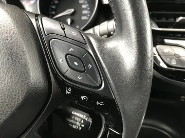 Toyota C-HR Business-Edition