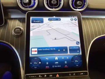 MERCEDES-BENZ C C 300 e T AMG Line Burmester AHK Pan…