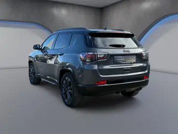 JEEP COMPASS 1.4i     2022    Automat