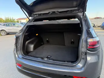 JEEP COMPASS 1.4i     2022    Automat