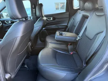 JEEP COMPASS 1.4i     2022    Automat