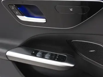 MERCEDES-BENZ C220d 9G 2X AMG Line