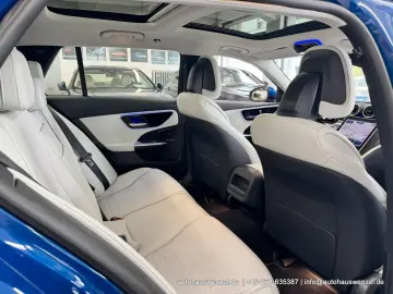 MERCEDES-BENZ C 200 d T AMG Aut. PANO DISTRONIC HEAD-UP AHK