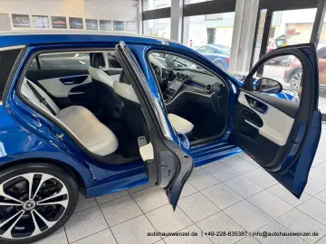 MERCEDES-BENZ C 200 d T AMG Aut. PANO DISTRONIC HEAD-UP AHK