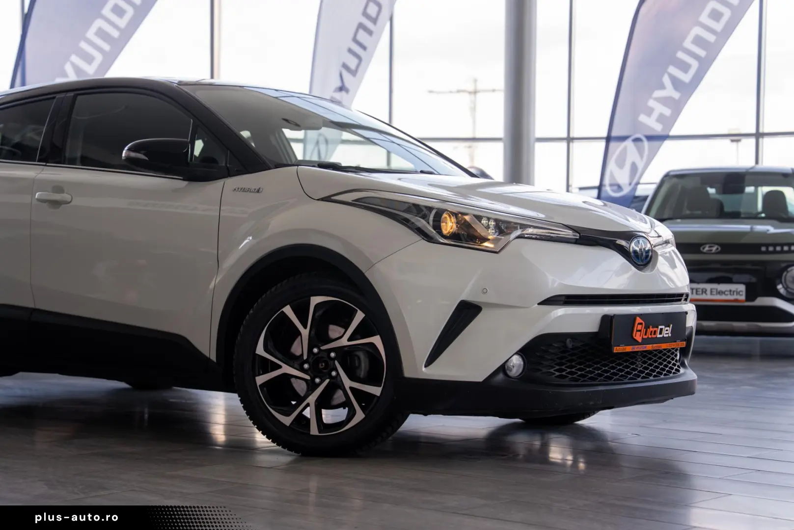 TOYOTA C-HR 2019 — imagine 4