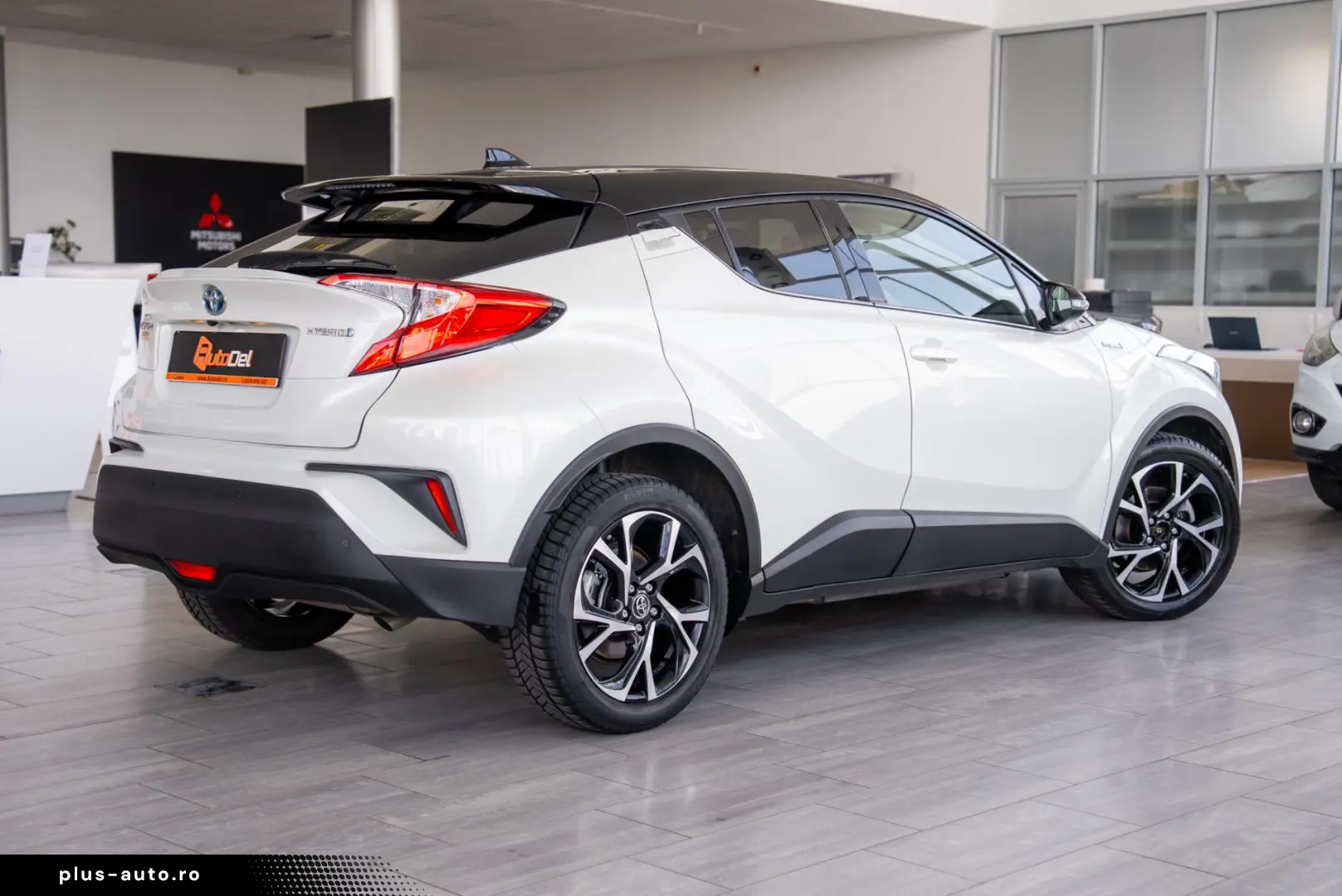 TOYOTA C-HR 2019 — imagine 11