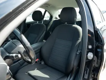 Mercedes-Benz C KLASSE 180