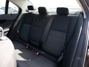 Mercedes-Benz C KLASSE 180