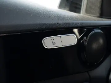 Mercedes-Benz C KLASSE 180