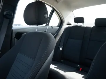 Mercedes-Benz C KLASSE 180