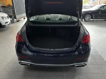 MERCEDES-BENZ C 300 e AMG Line LED Distr  Pano HUD R.Cam