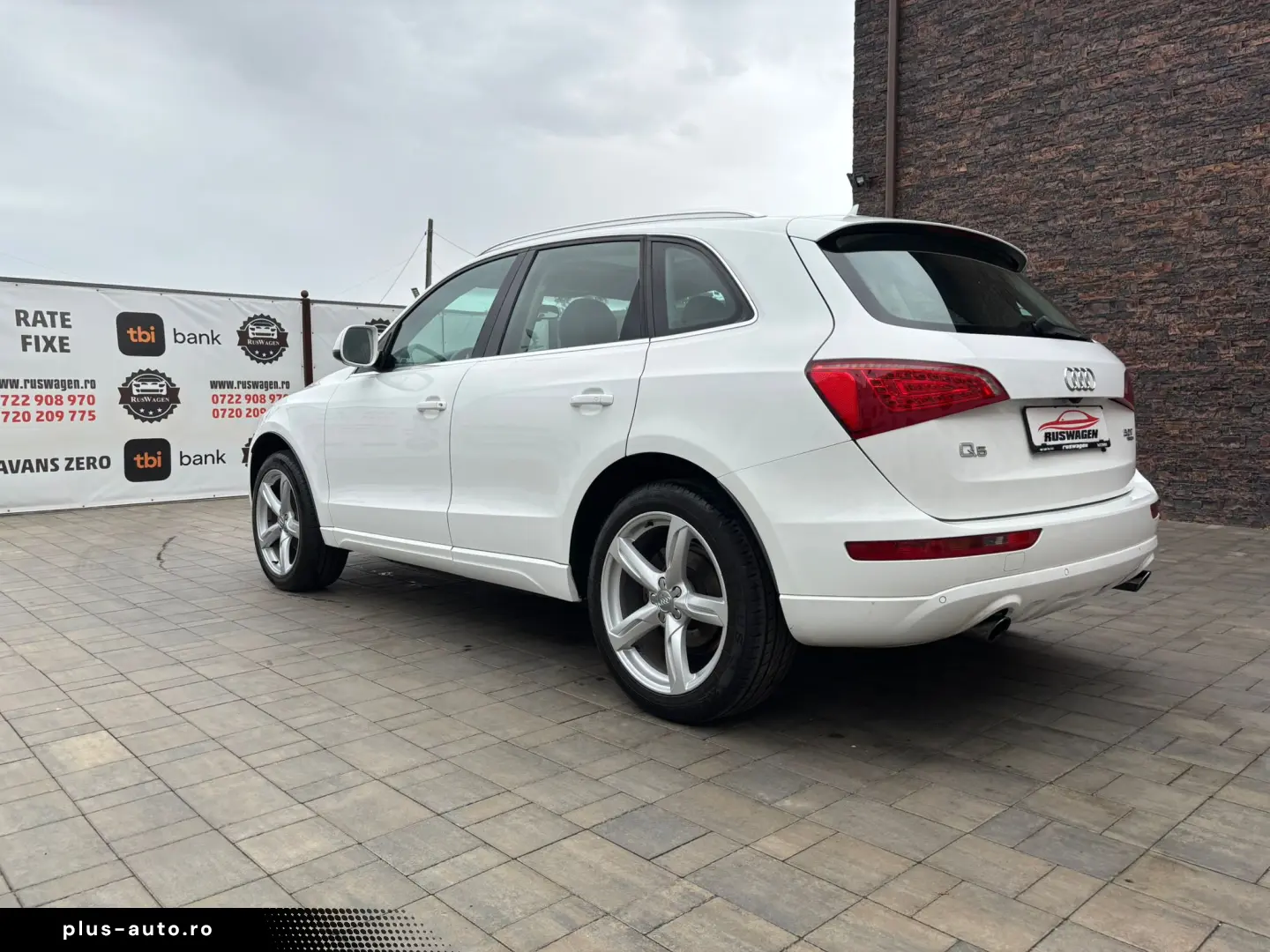 Audi Q5 2008 09 2 0