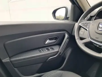 DACIA DUSTER 1.3 TCe 150CP Prestige Plus 4WD