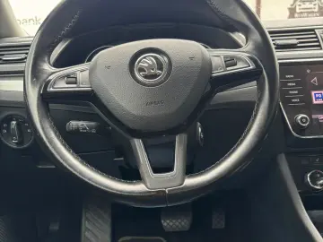 Skoda SUPERB 2018 2 0