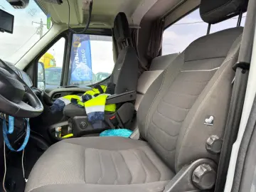 IVECO Daily 5.2T 2023 3.0L Diesel