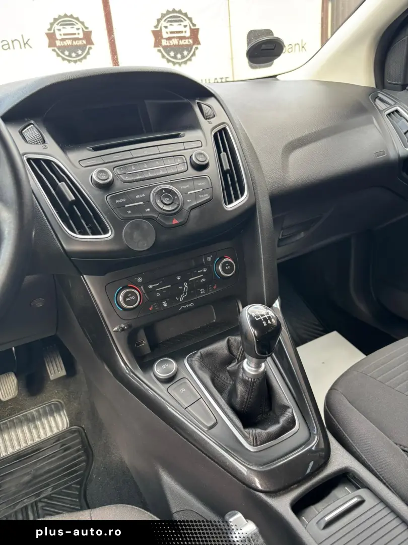 Ford Focus 2015 1 6