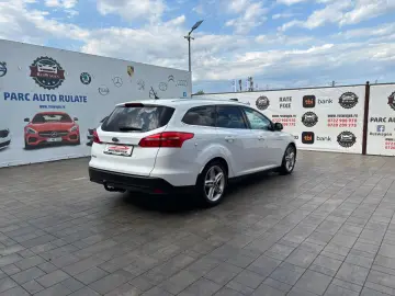 Ford Focus 2015 1 6