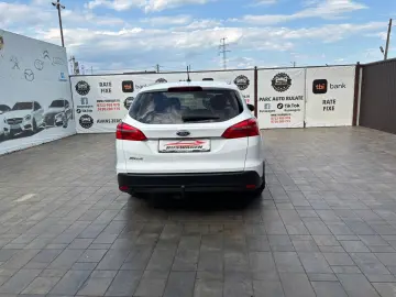 Ford Focus 2015 1 6