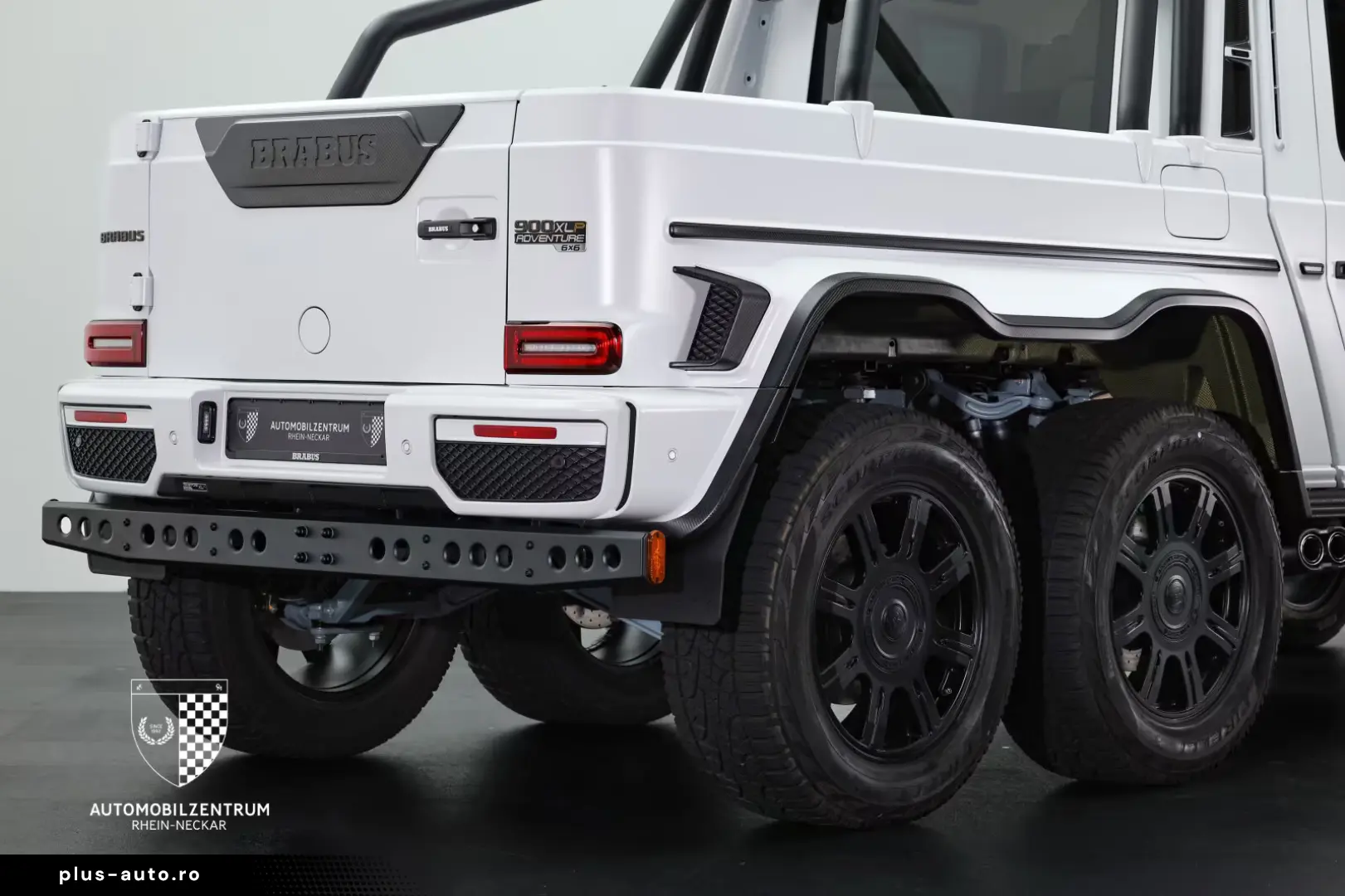 Mercedes-Benz Brabus 6x6 XLP 900 1 of 1