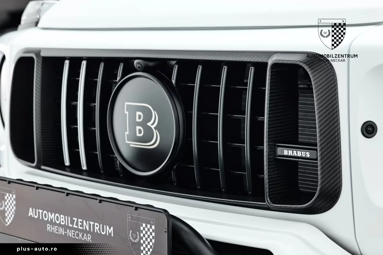 Mercedes-Benz Brabus 6x6 XLP 900 1 of 1